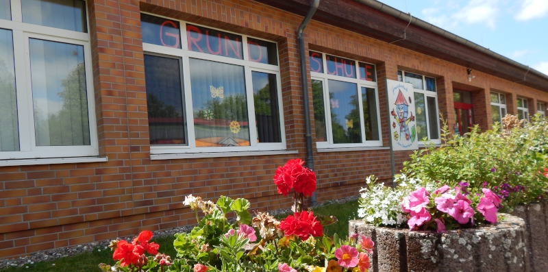 Schulgebäude der Grundschule